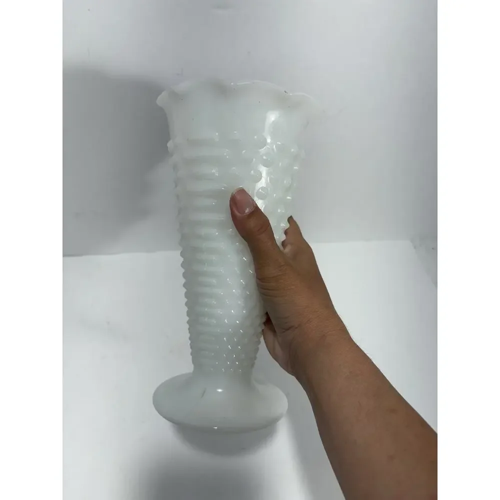 Vintage Anchor Hocking Milk Glass‎ Vase Hobnail Ladder Fluted Rim 9-1/2”
